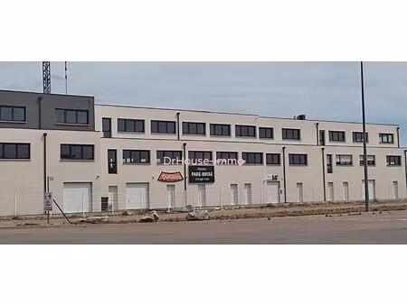 a louer bureau d'affaires amenage de 13 m2