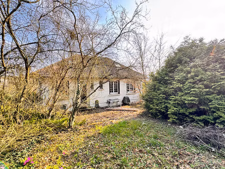 beauvais maison sejour double cuisine 3 chambres bureau salles d'eau sous-sol total jardin