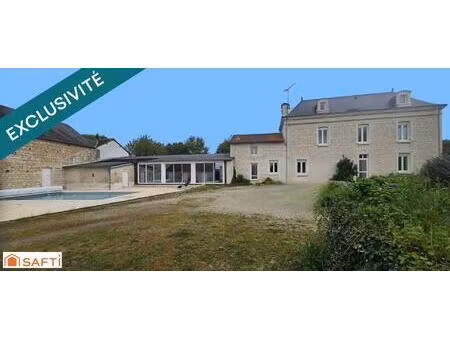maison de caractère + grange +piscine+ préau de 66m2 chauffé