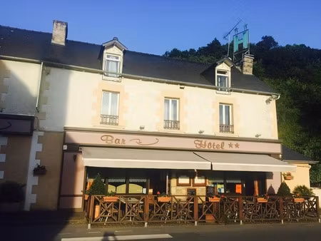 vente de murs commerciaux 645m² proche de lamballe