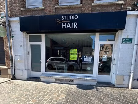 à louer local commercial 55 m² – 1 090 € |bergues