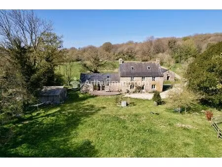 vente maison 6 pièces 157 m2 à kergrist-moëlou