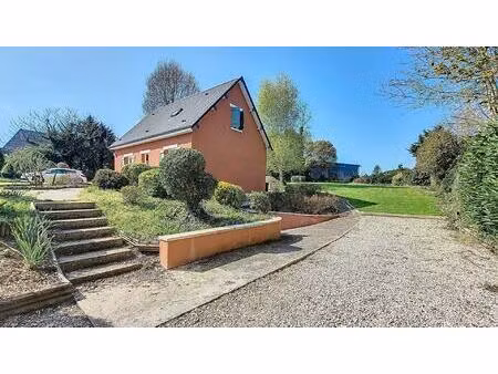 a genneville  au milieu d'un ravisssant jardin  maison 3 chambres et bâtiment ancien