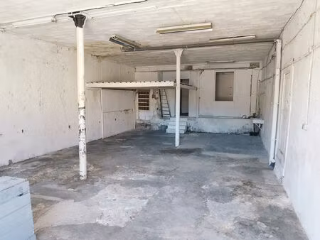 vente commerce 106 m² bourg-argental (42220)