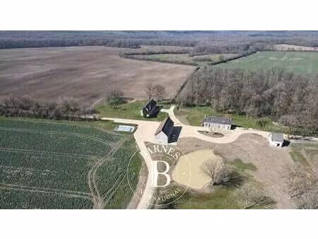 propriété de luxe à vendre à neuvy-sur-barangeon : 3 500 000 € | 181m²