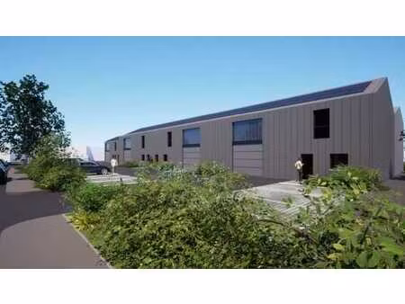 location local industriel 1080 m² à clohars-fouesnant (29950)