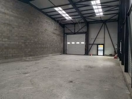 location local industriel 198 m² à quimperlé (29300)