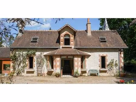maison avec jardin charentilly (37)