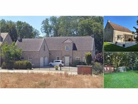 maison à vendre à champ de la pierre 42 lathuy (vbc64099)