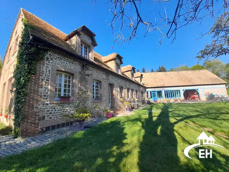 à vendre - maison de caractère sur 3 ha