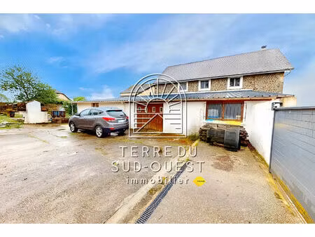 à vendre - maison de caractère à abidos en béarn - 197 m²  5 pièces.