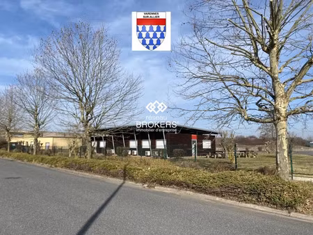 rare opportunité à saisir : grand terrain constructible zi la