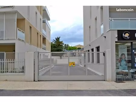 box double avec super prise électrique