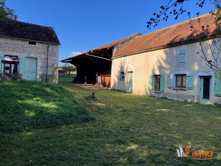 beau terrain de 2755m2 pour cette ferme avec grange  hangar  fou