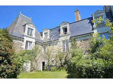 vente demeure d'exception à savennières (49170) : à vendre / 538m² savennières