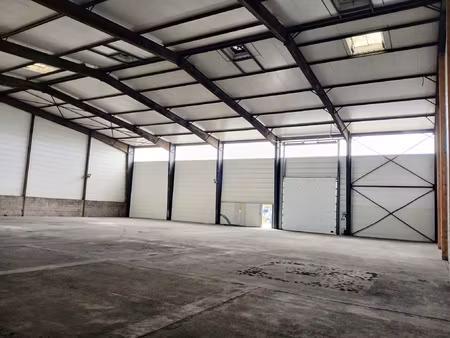 49200- erdre en anjou  entrepôt 900 m2 à louer