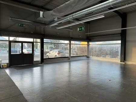 vente commerce kingersheim 670 m²