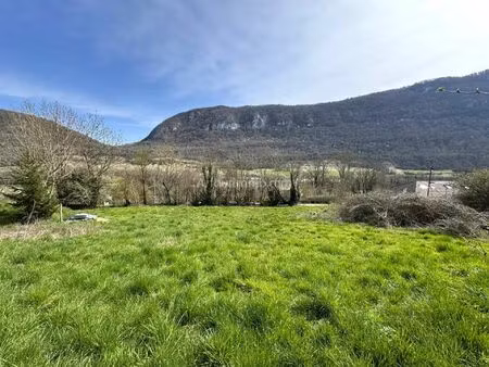 vente terrain 1673 m2 à prémeyzel