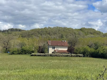maison avec piscine au calme proche de simorre