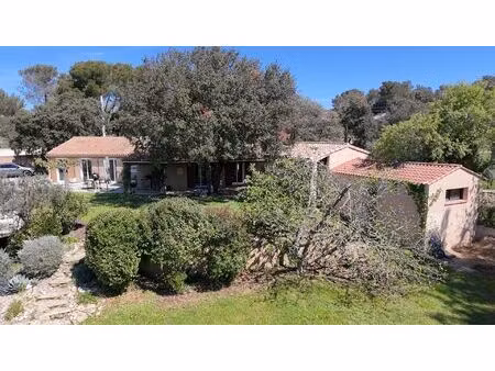 vente villa 7 pièces 185 m2 à pourrières