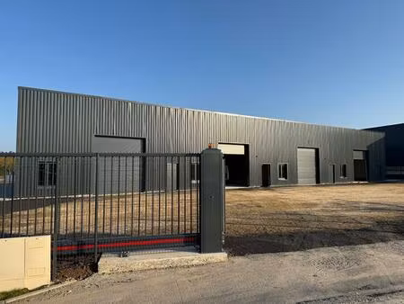 vente local industriel 189 m² moyvillers (60190)