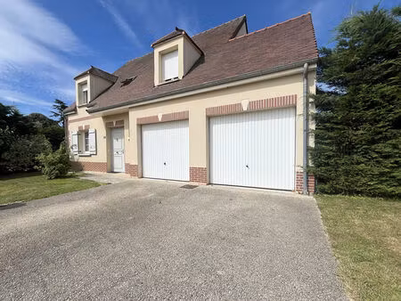 belle maison familiale 4 chambres - quartier agréable  résidentiel !