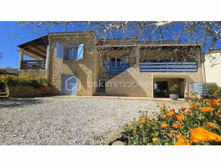 maison en pierre de 223 44 m² à sabran