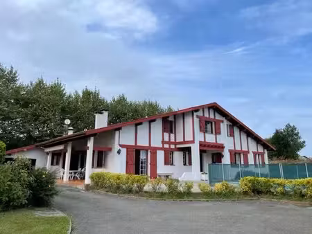 vente maison 7 pièces 204 m² saint-jean-de-luz (64500)