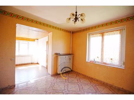 à vendre maison individuelle 5 pieces 3 chambres à longuyo