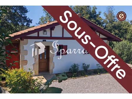 biriatou maison contemporaine de plain-pied avec grand ter