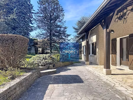 vente maison 8 pièces 200 m² saint-genis-laval (69230)