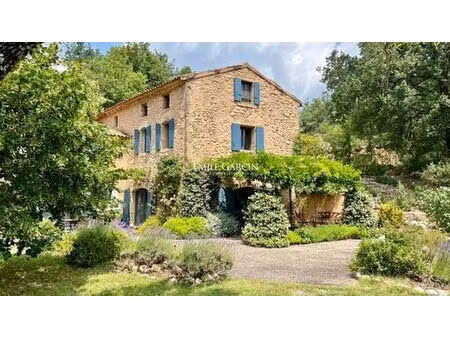 propriété de campagne de prestige de 4 pièces en location grambois  france