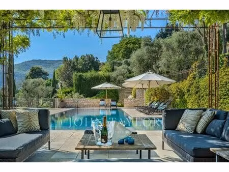 maison de prestige de 420 m2 en location valbonne  france