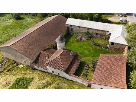 corps de ferme 14 pièce(s) 1260 m2