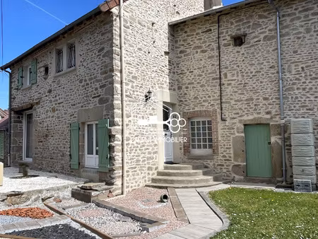 ensemble immobilier en pierres à saint-amand-magnazeix idé