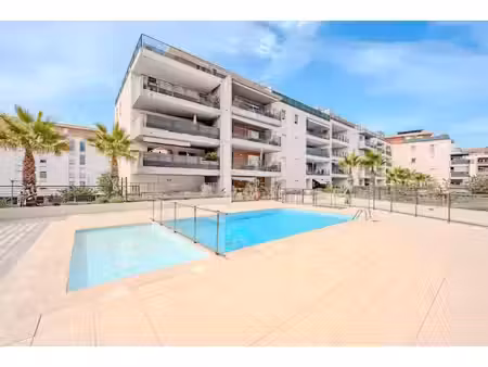 le lavandou appartement t2 de 48m2 en viager occupé
