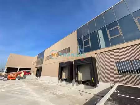 a vendre locaux neufs à partir de 2 788m² à tremblay parc aérolians