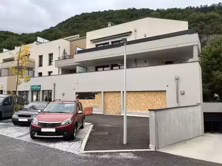 local commercial