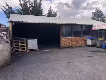 entrepôt de 170 m² à houilles : opportunité stratégique pour entrepreneurs !