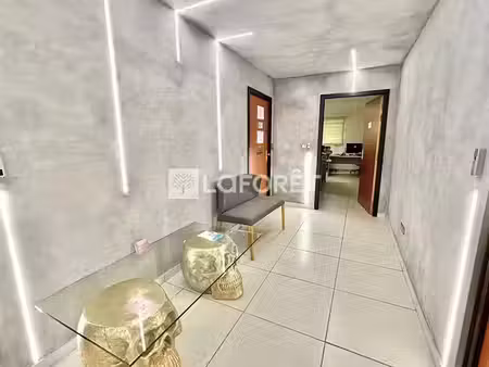 location locaux professionnels 0 pièces 26.66 m² à riviere salee (97215)  800 €