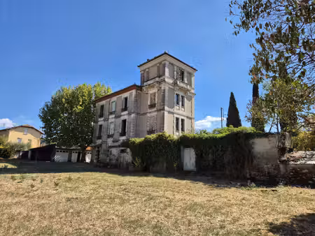 maison bourgeoise 368 m2 terrain 2030 m2