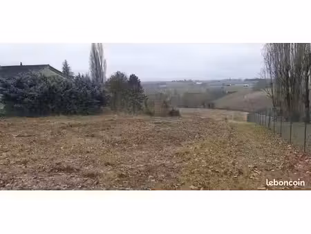 terrain 2983 m²