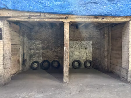 place de stationnement dans garage sécurisé - centre-ville -