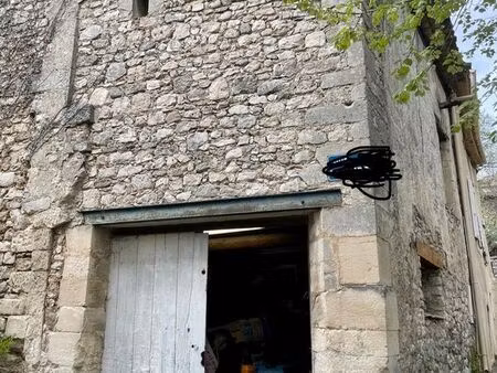 immeuble 70 m² reillanne