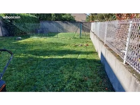 vends terrain à bâtir proche centre-ville montluçon (03100)