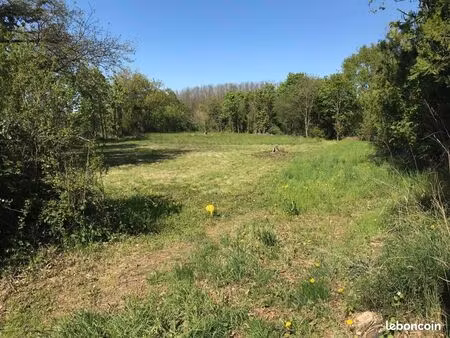 terrain 760 m² trevoux