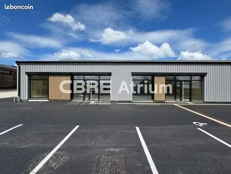 local commercial 140 m² cusset