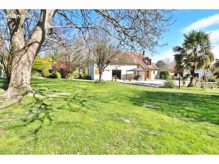 maison 6 pièces 182 m²