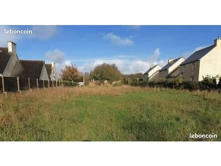 terrain constructible 570 m² proche plage