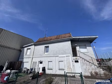 immeuble 370 m² exincourt